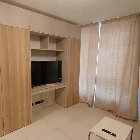 Apartment Krymska Prag