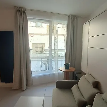 شقة Krymska